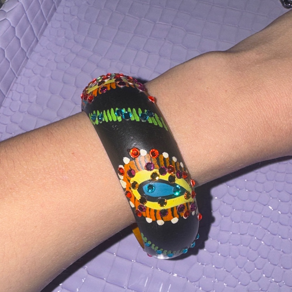 Black and Multicolor Embellished Bangle - Picture 3 of 4
